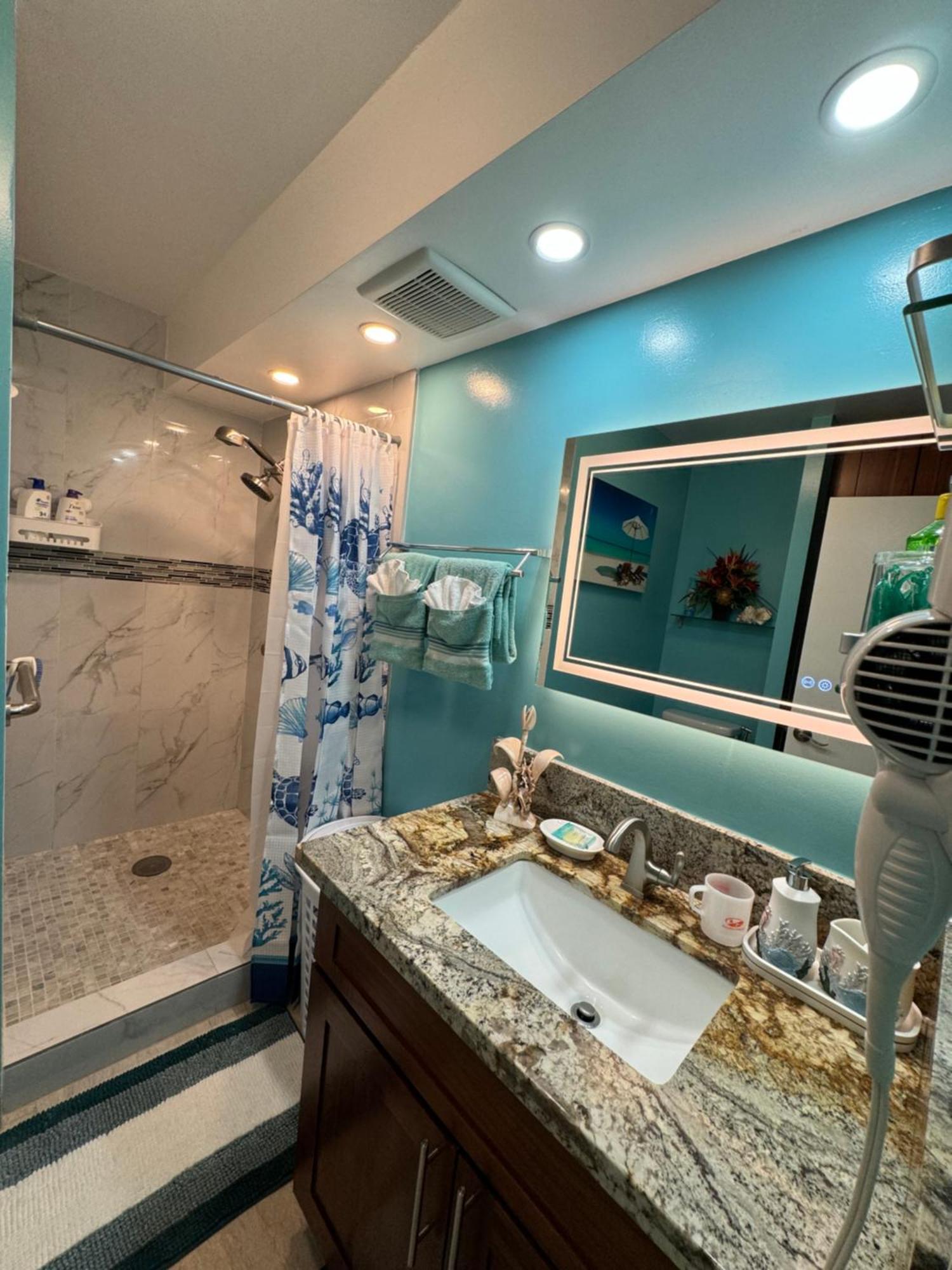 Apartment Aloha Waikiki 2beds, 2baths, Free Parking. *
